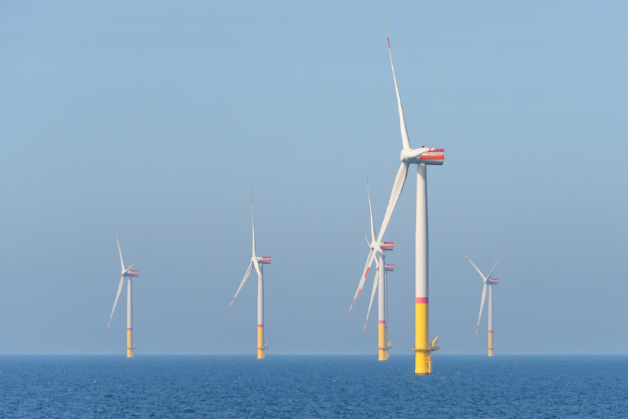 éoliennes posées en mer