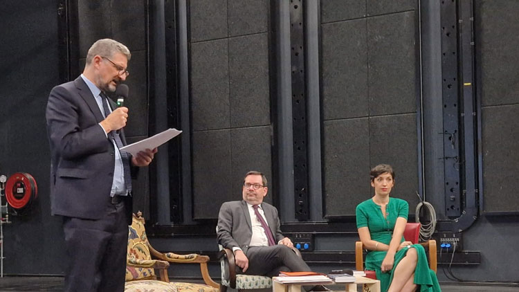 Cérémonie de signature de la convention-cadre pour l’éducation artistique et culturelle (EAC) DRAC Île-de-France - Académie de Versailles au théâtre des Amandiers (92)